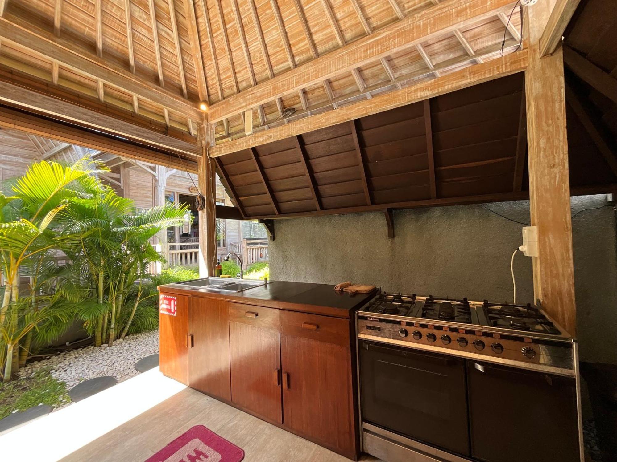 Tanhana Villa Canggu Exteriör bild