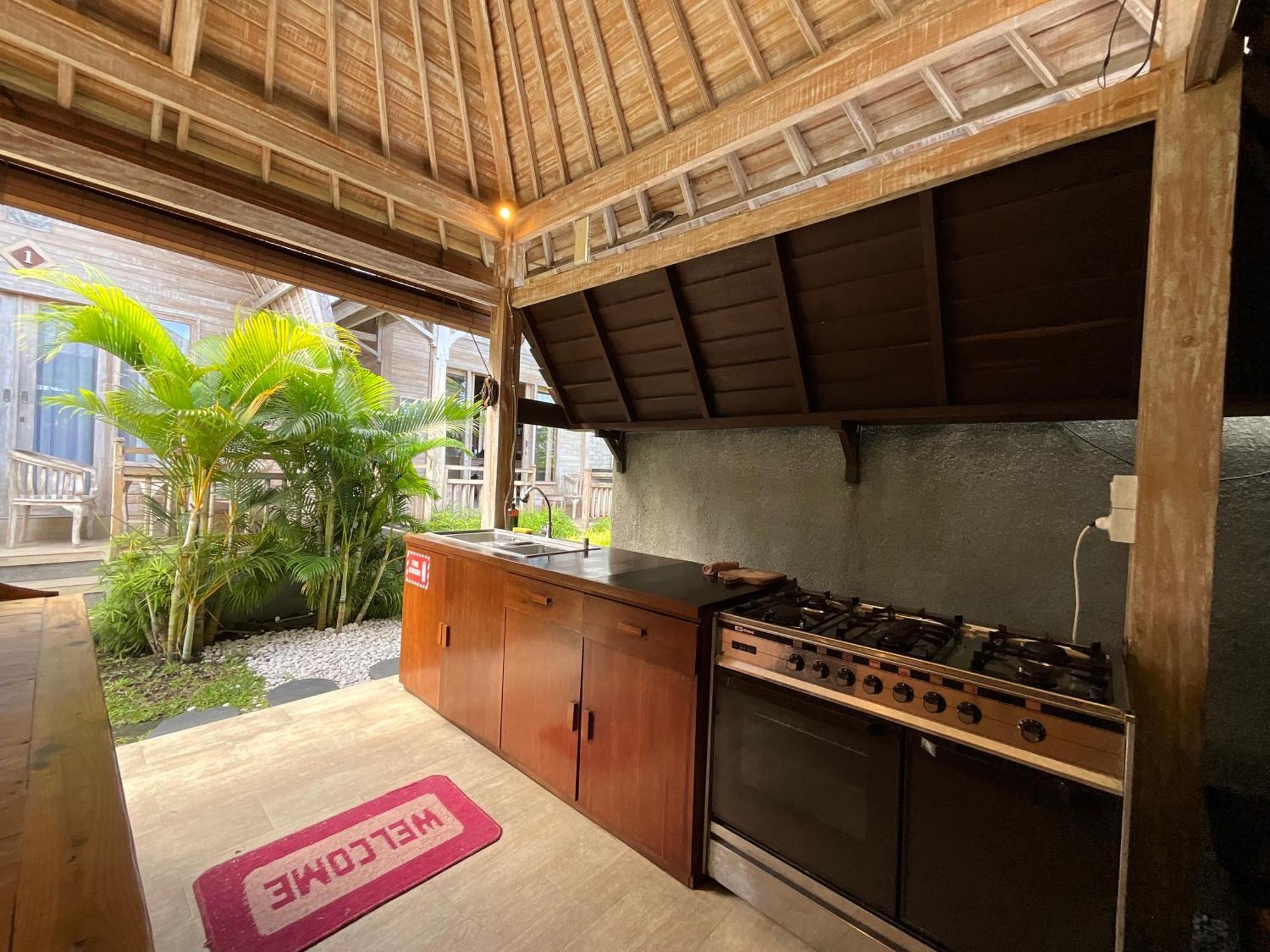 Tanhana Villa Canggu Exteriör bild
